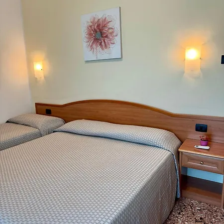 Valente Hotel